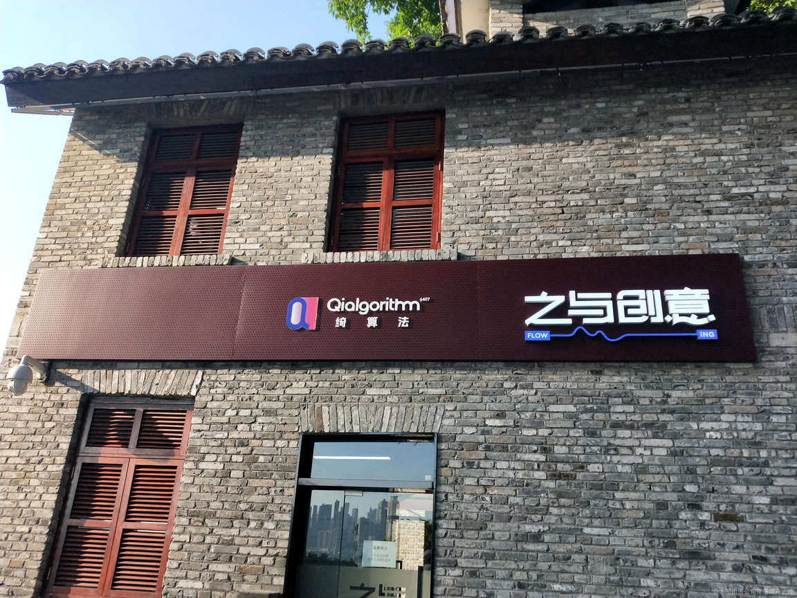 f50263fb-c0f2-47c3-9573-406231cb8985.jpg f50263fb-c0f2-47c3-9573-406231cb8985.jpg